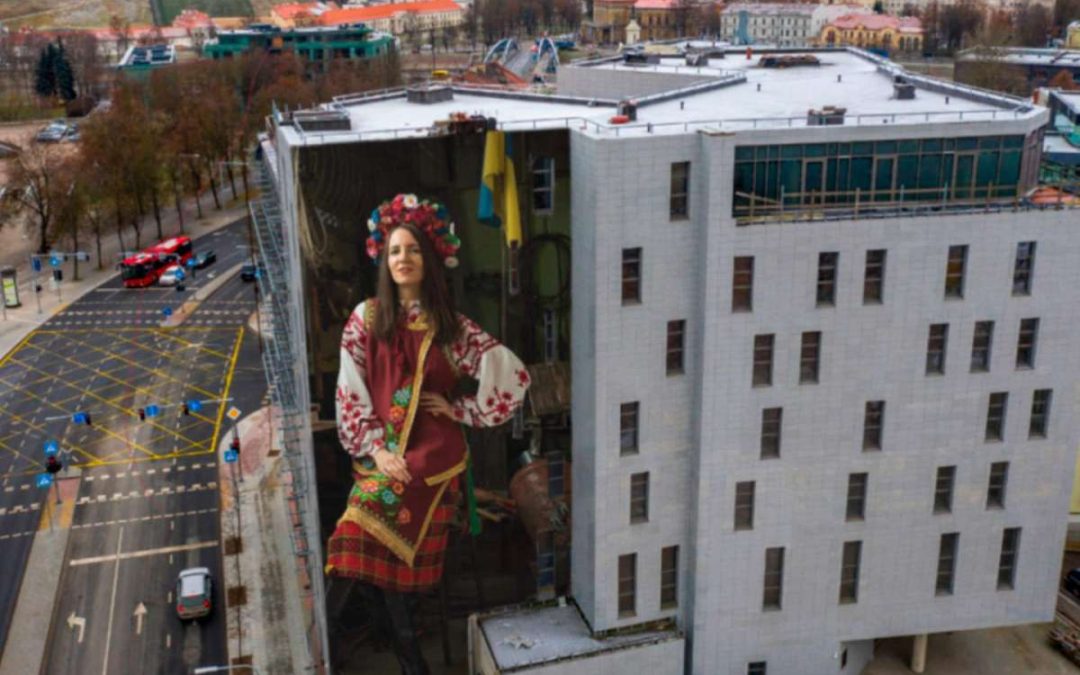 Команда художников превратит Дом Москвы в Вильнюсе в символ мощи Украины